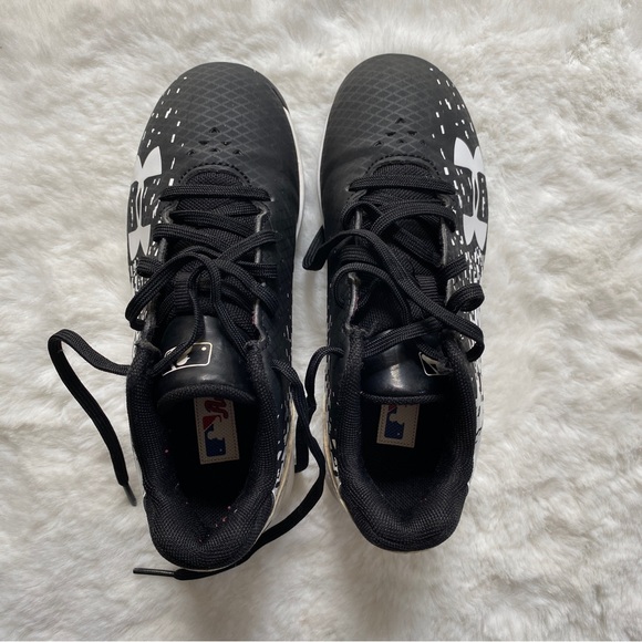 Under Armour baseball cleats - Picture 6 of 6